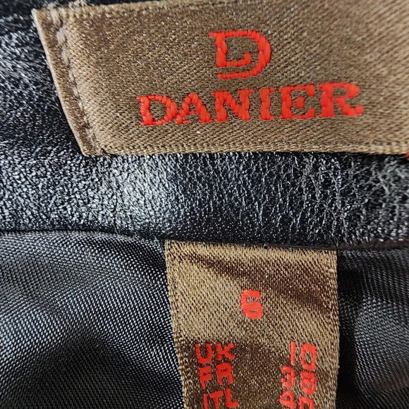 Danier Leather Pencil Skirt Lined Black Size 6 - Picture 4 of 14